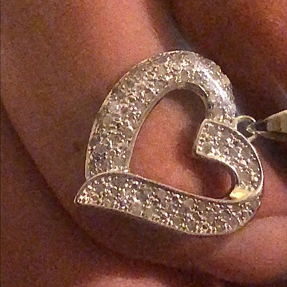 Sterling Silver Heart Pendant and chain - Picture 2 of 8